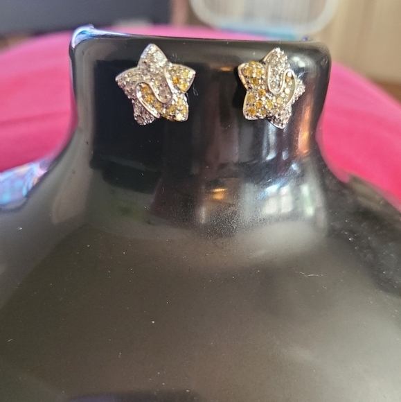 Star sterling silver and topaz earribgs - Picture 2 of 3